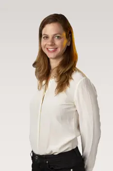 Pavlina Akritas, female electrical engineer 