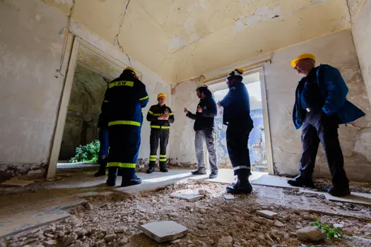  Structural engineers in disaster relief training 