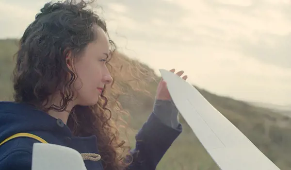 Sophie Harker: Female aerospace engineer with model aircraft